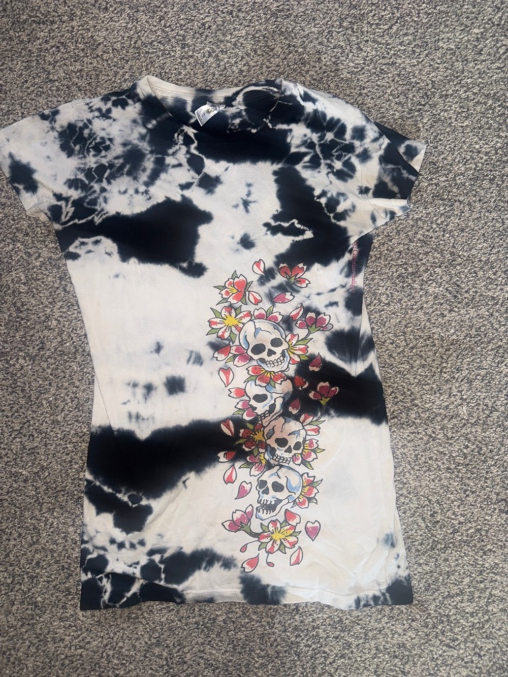 Tie-Dye Ed Hardy Tee size Xs